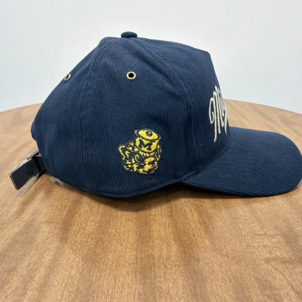 47 Brand Hitch University Of Michigan Wolverines Corduroy Script Strapback Hat‎